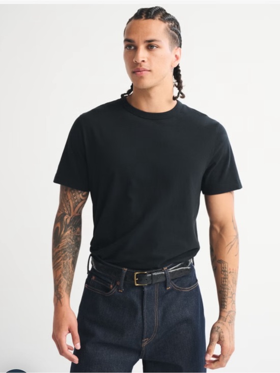 Abercrombie & Fitch Other - Abercrombie & Fitch Mens Black Soft Essential Tee